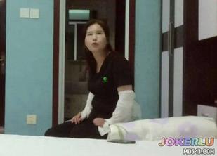  酒店约会风韵犹存的广场舞妇人 阿姨终结者